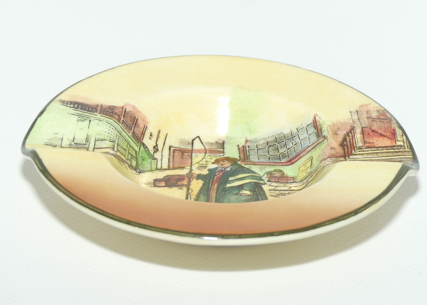 Royal Doulton Dickens Tony Weller ashtray D5175