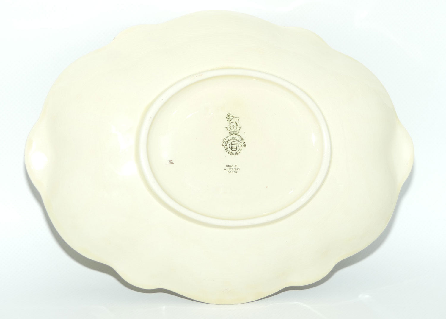 Royal Doulton Dickens Little Nell and Grandfather low relief oval bowl D5833