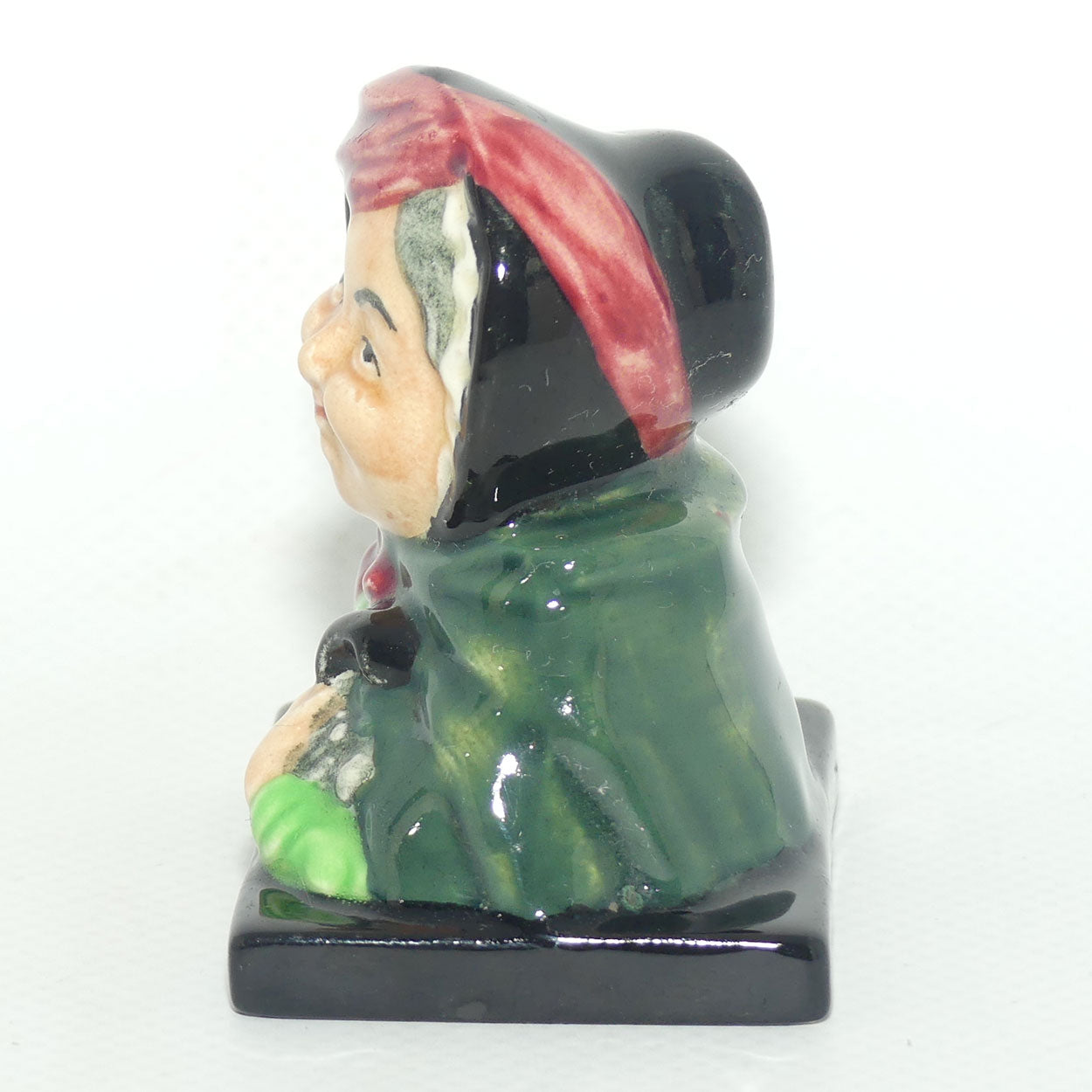 D6047 Royal Doulton Dickens character miniature bust Sairey Gamp  | Character and Toby Jug interest