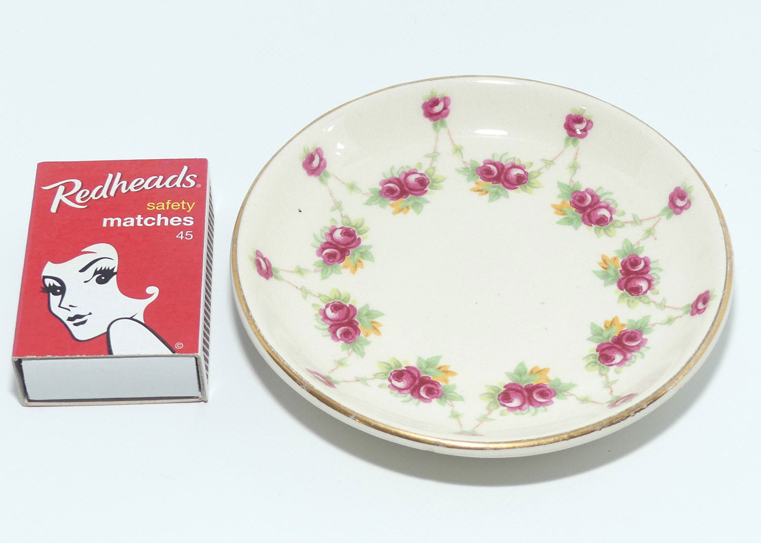 Royal Doulton Rosebud Garland D6055 pin dish