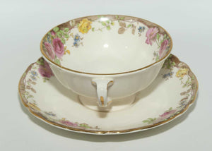 Royal Doulton English Rose handled coupe and underplate D6071
