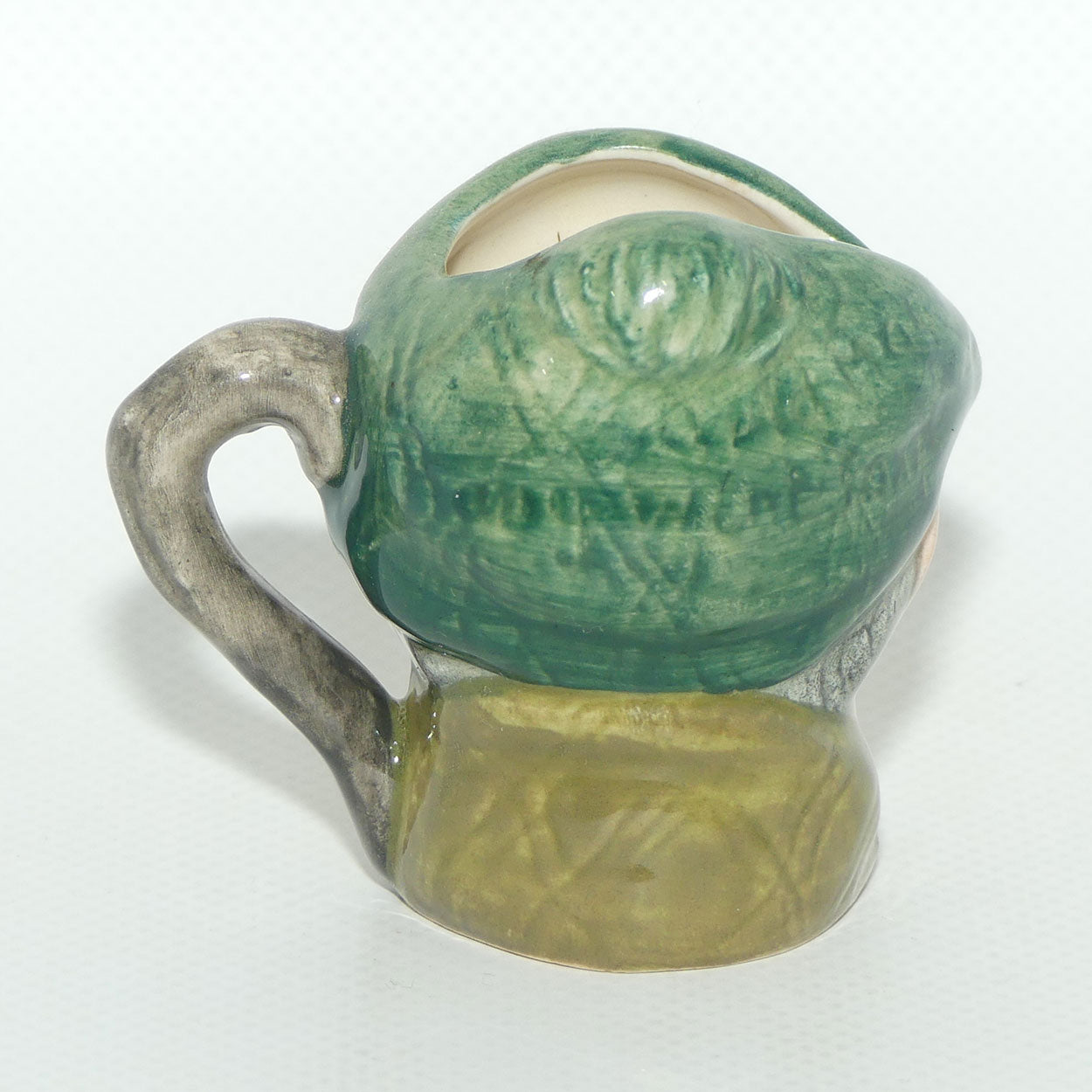D6253 Royal Doulton miniature character jug Auld Mac