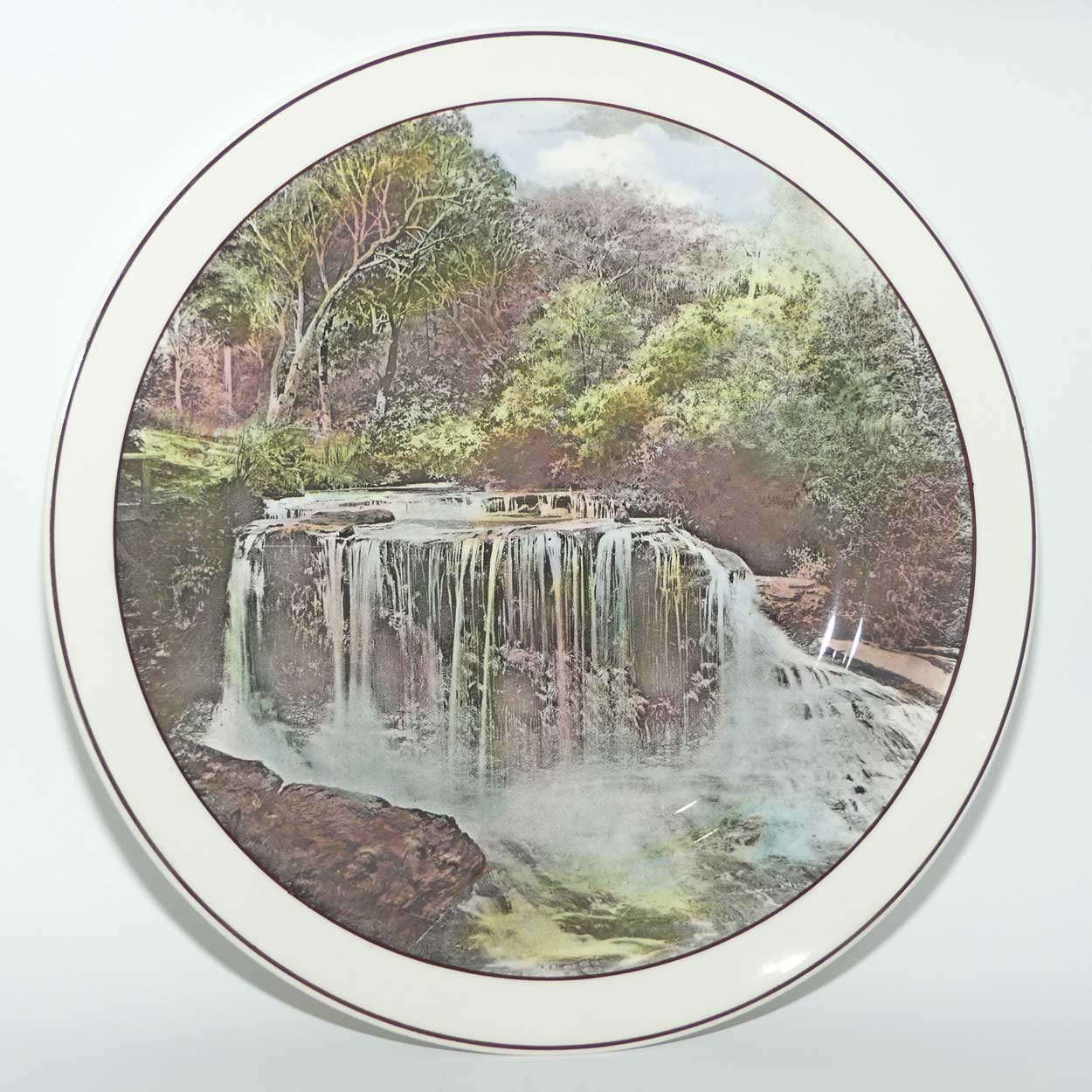 Royal Doulton Australian scene plate | The Weeping Rock Blue Mountains D6311