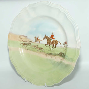 Royal Doulton Fox Hunting round plate | 27cm | Across the Moor | D6326 by Charles Simpson