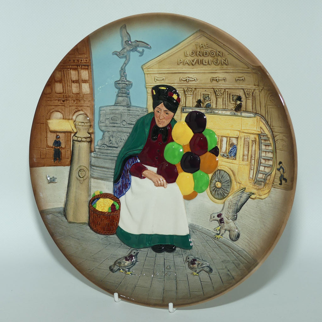 Royal Doulton The Old Balloon Seller plate D6649 | designed to accompany HN1315 Royal Doulton figure The Old Balloon Seller