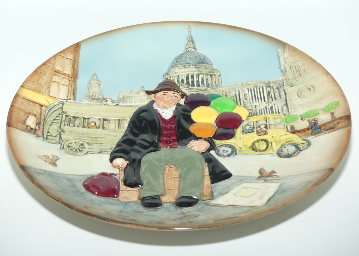 Royal Doulton The Balloon Man plate D6655 | designed to accompany HN1954 Royal Doulton figure The Balloon Man