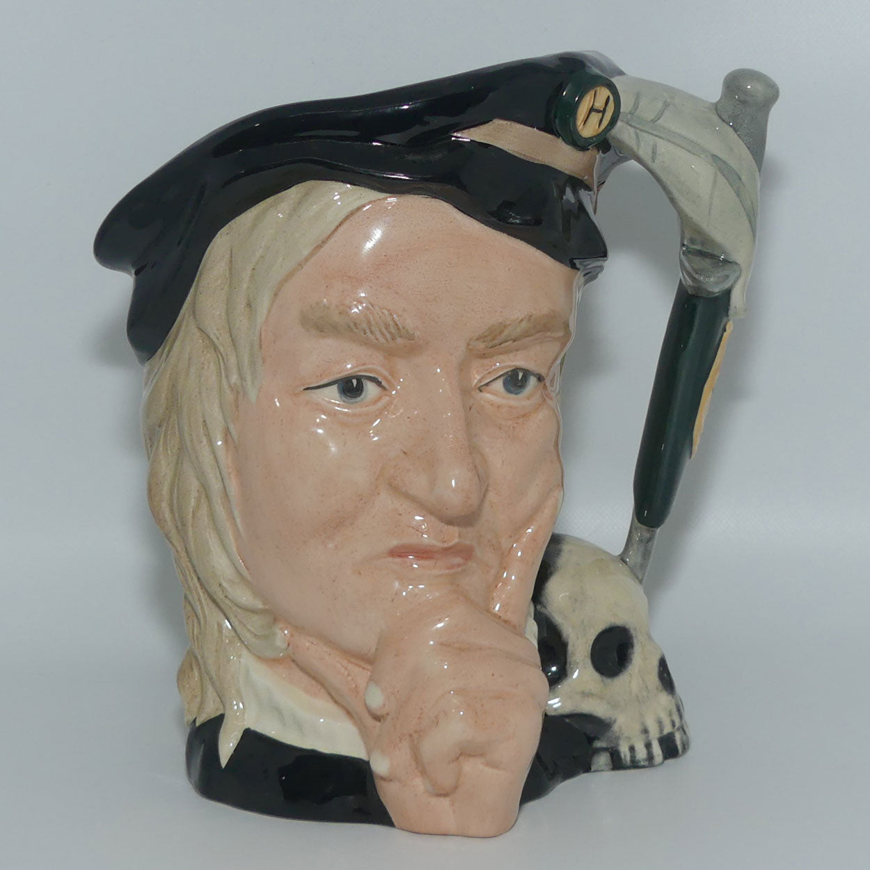 d6672-royal-doulton-large-character-jug-hamlet
