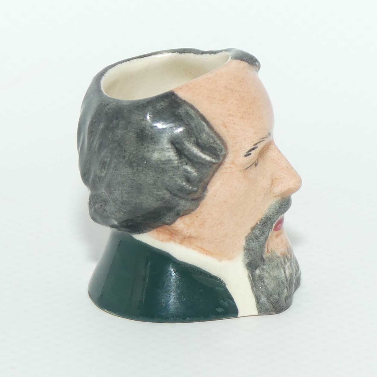 D6676 Royal Doulton tiny character jug Charles Dickens