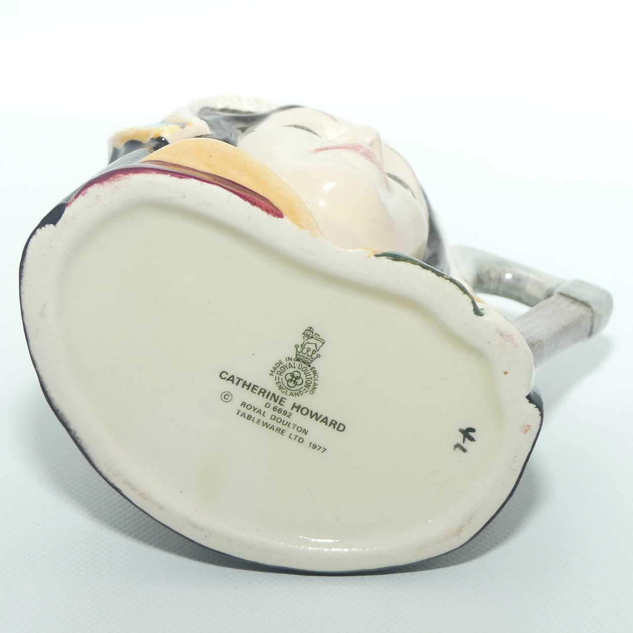 D6692 Royal Doulton small character jug Catherine Howard | #1