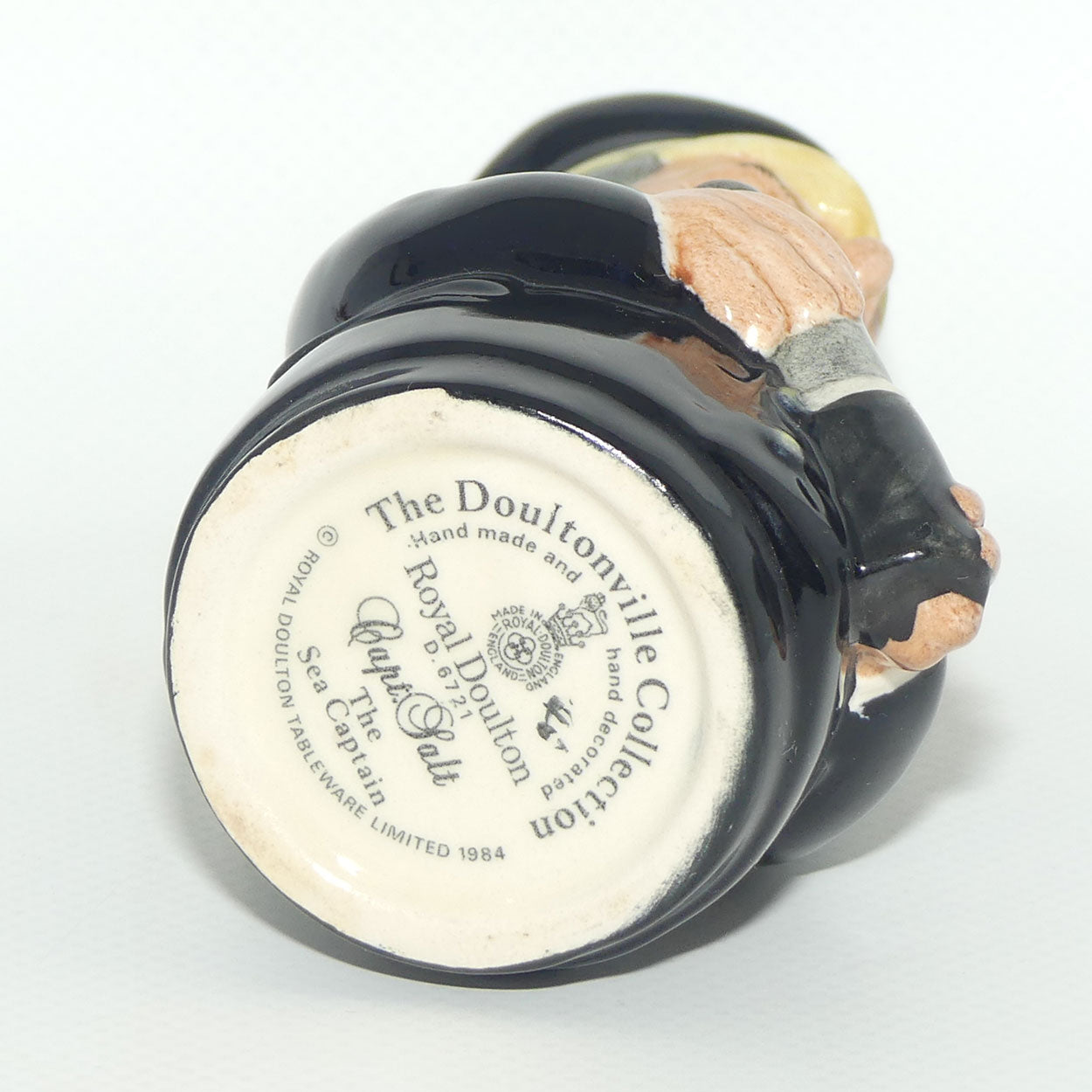 D6721 Royal Doulton Doultonville Captain Salt
