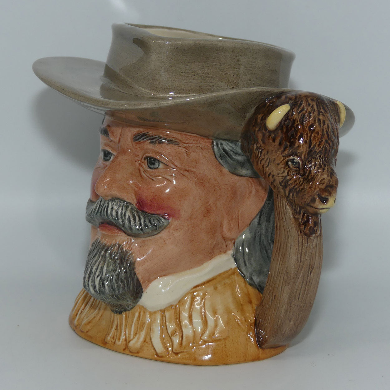 D6735 Royal Doulton mid size character jug Buffalo Bill | Wild West