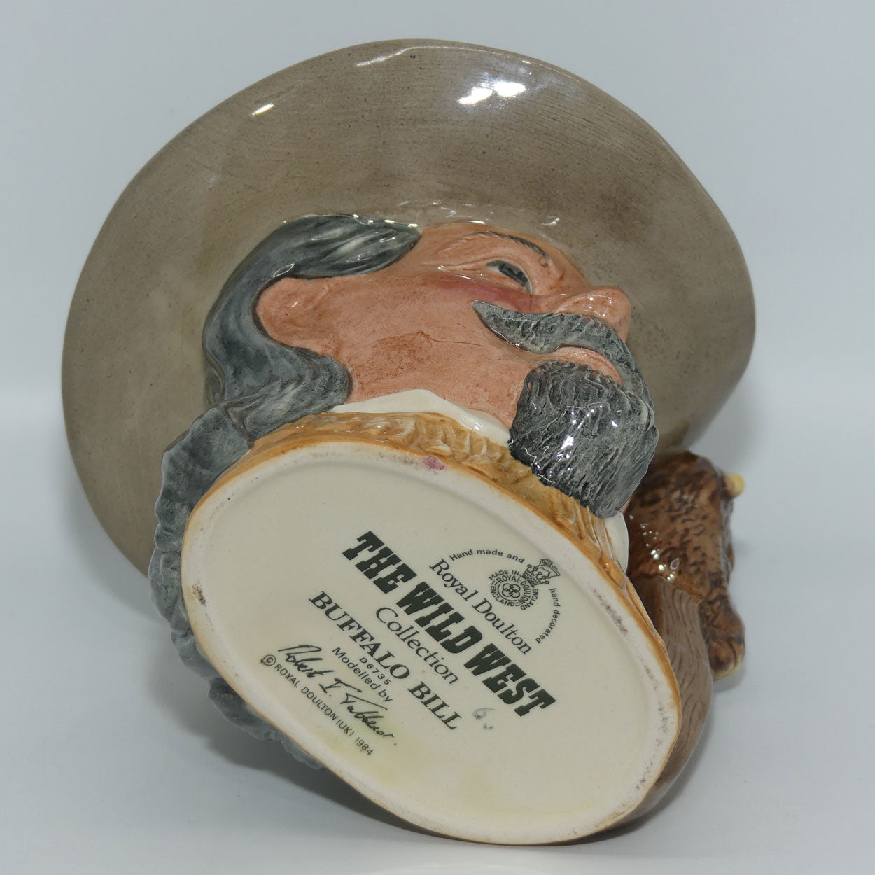 D6735 Royal Doulton mid size character jug Buffalo Bill | Wild West