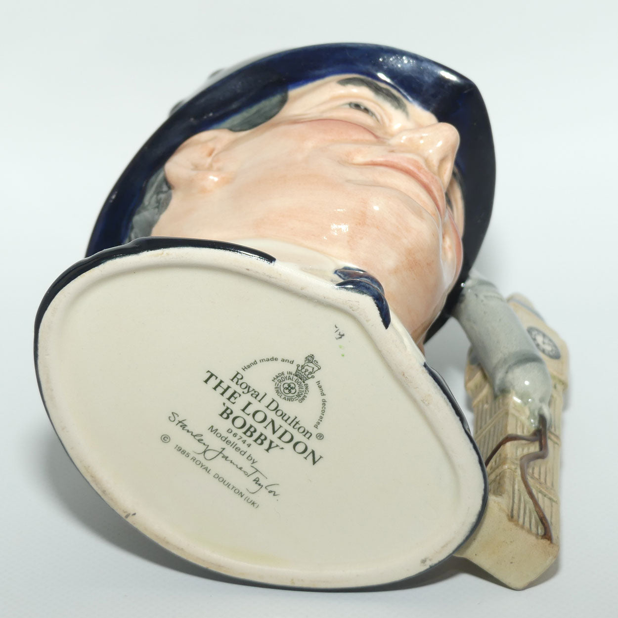 D6744 Royal Doulton large character jug London Bobby | Decal Badge