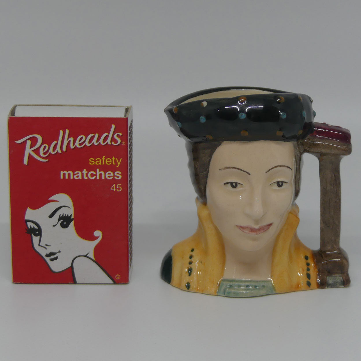 d6752-royal-doulton-miniature-character-jug-catherine-parr