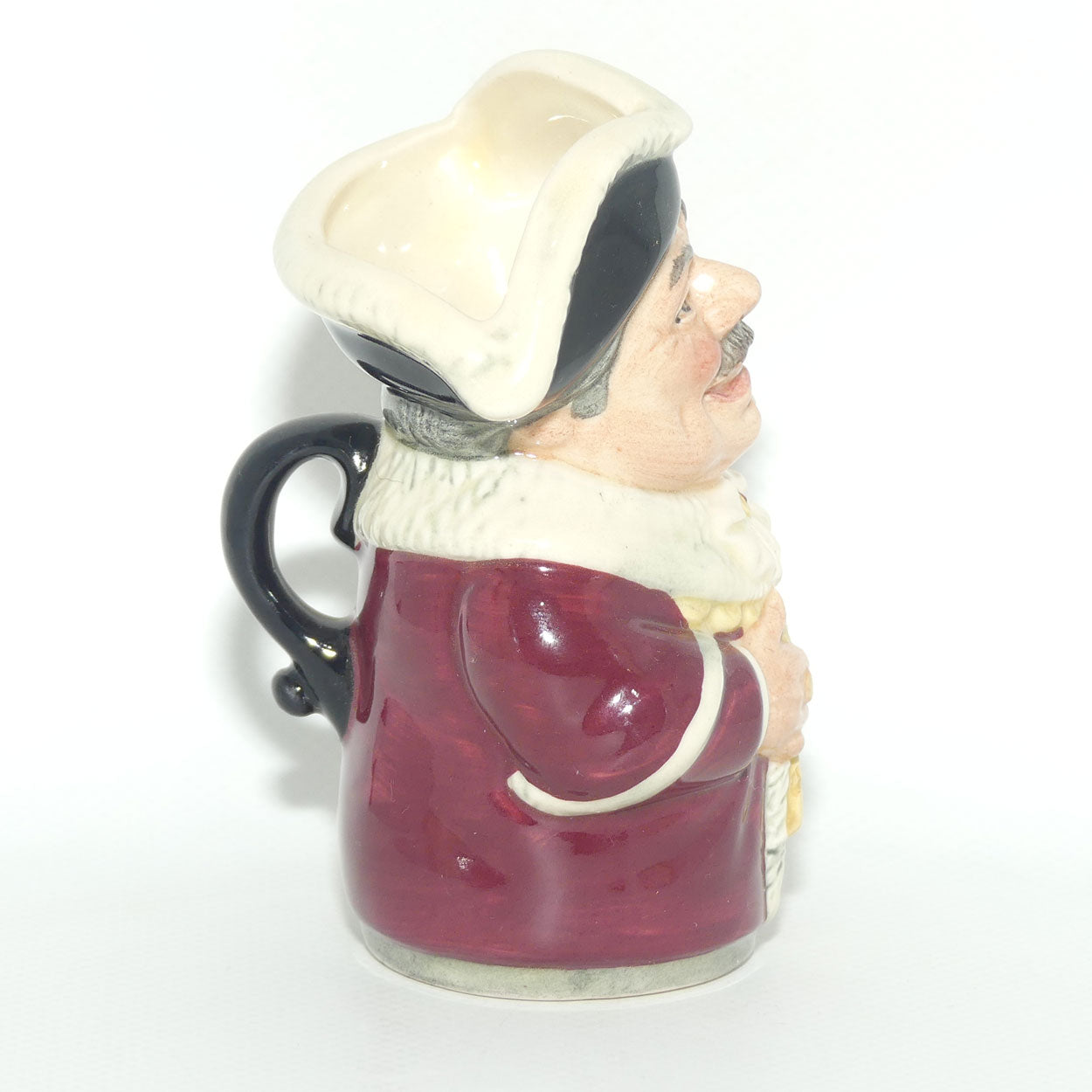 D6766 Royal Doulton Doultonville Alderman Mace