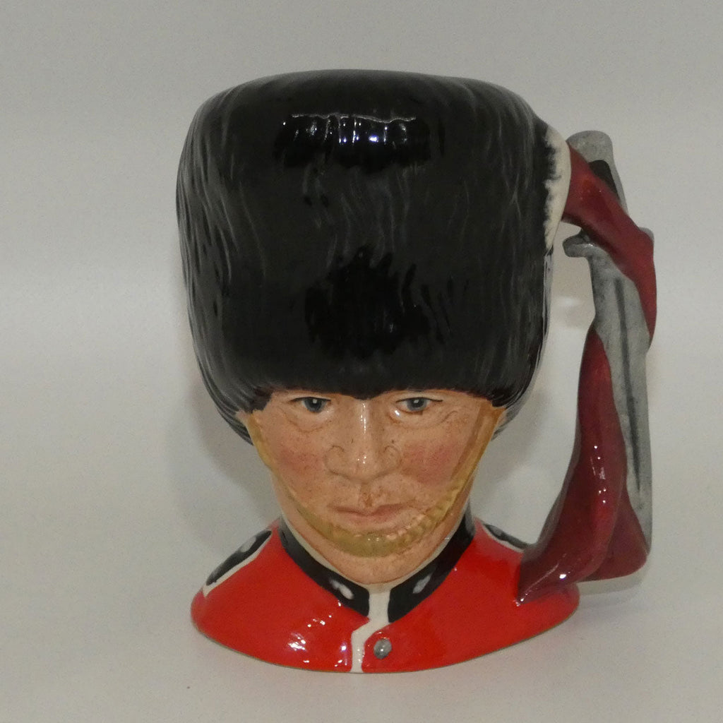 d6771-royal-doulton-small-character-jug-guardsman