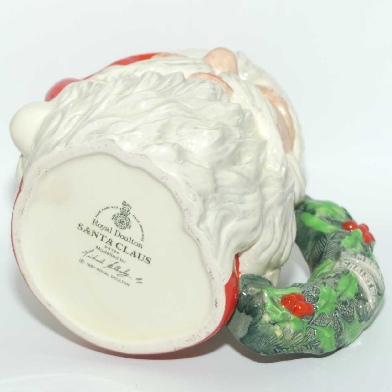 D6794 Royal Doulton large character jug Santa Claus | Holly Wreath | #2