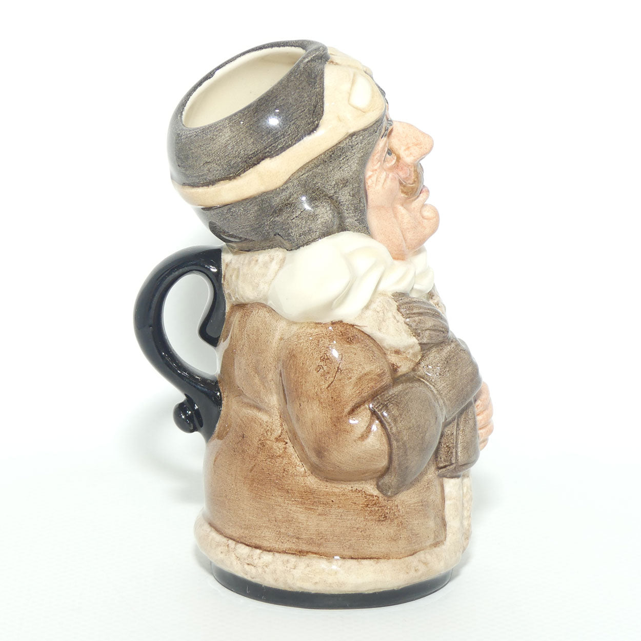 D6812 Royal Doulton Doultonville Captain Prop