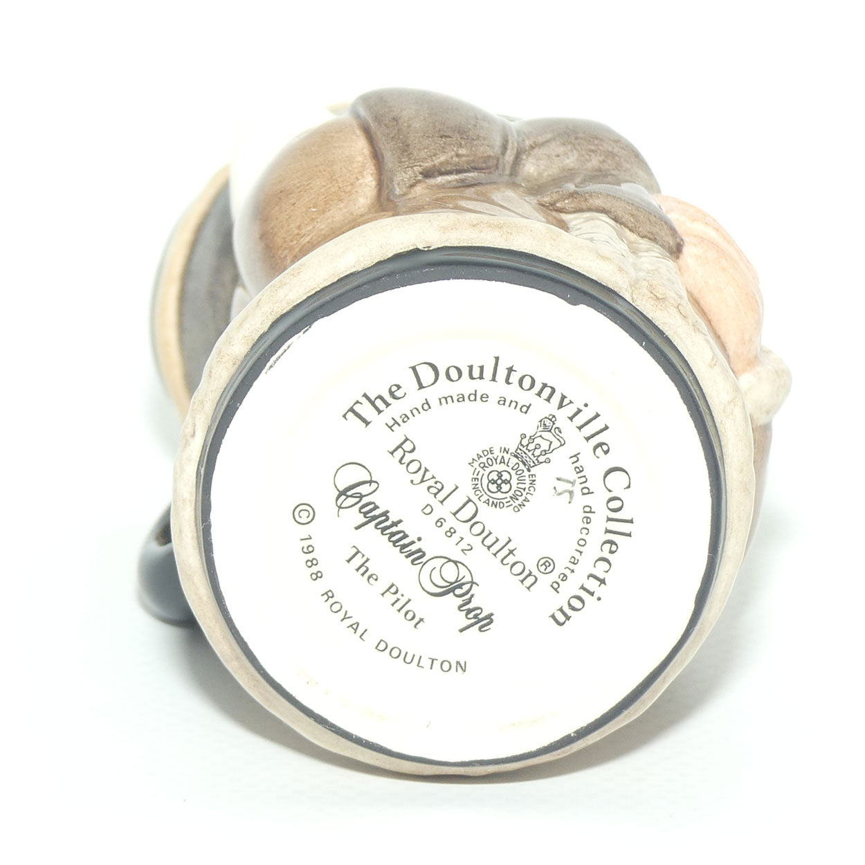 D6812 Royal Doulton Doultonville Captain Prop