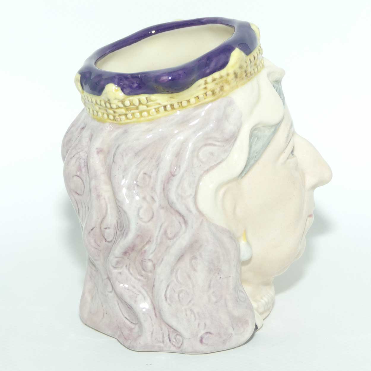 D6913 Royal Doulton small character jug Queen Victoria | LE 1184/1500