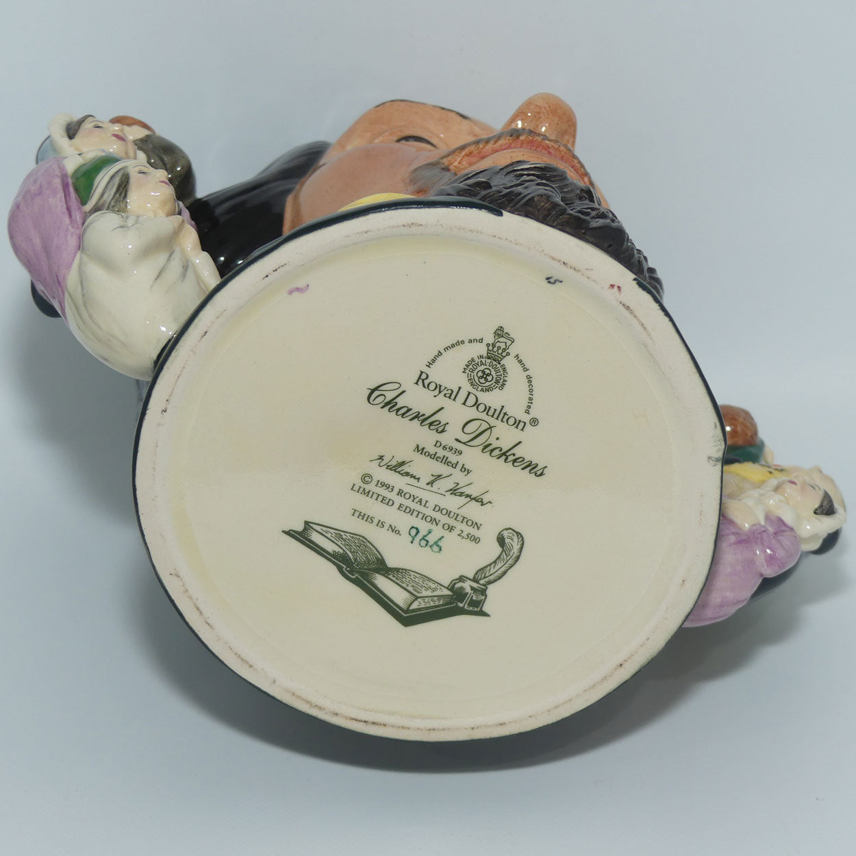 D6939 Royal Doulton large character jug Charles Dickens | no Cert