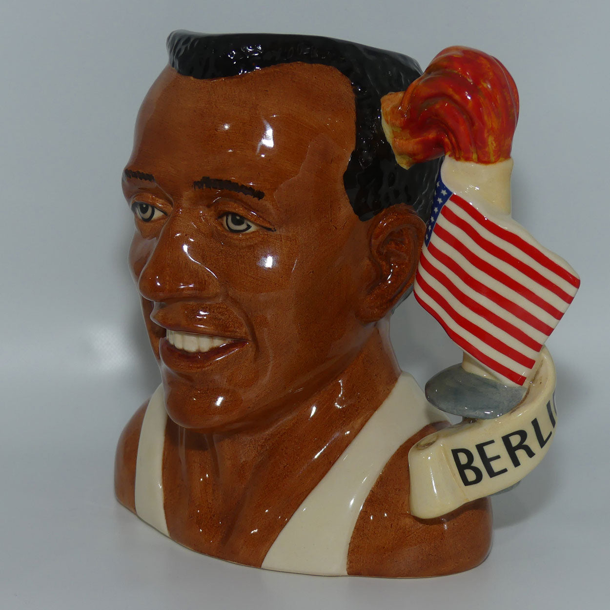 D7019 Royal Doulton large character jug Jesse Owens | 1996 CJY | + Cert