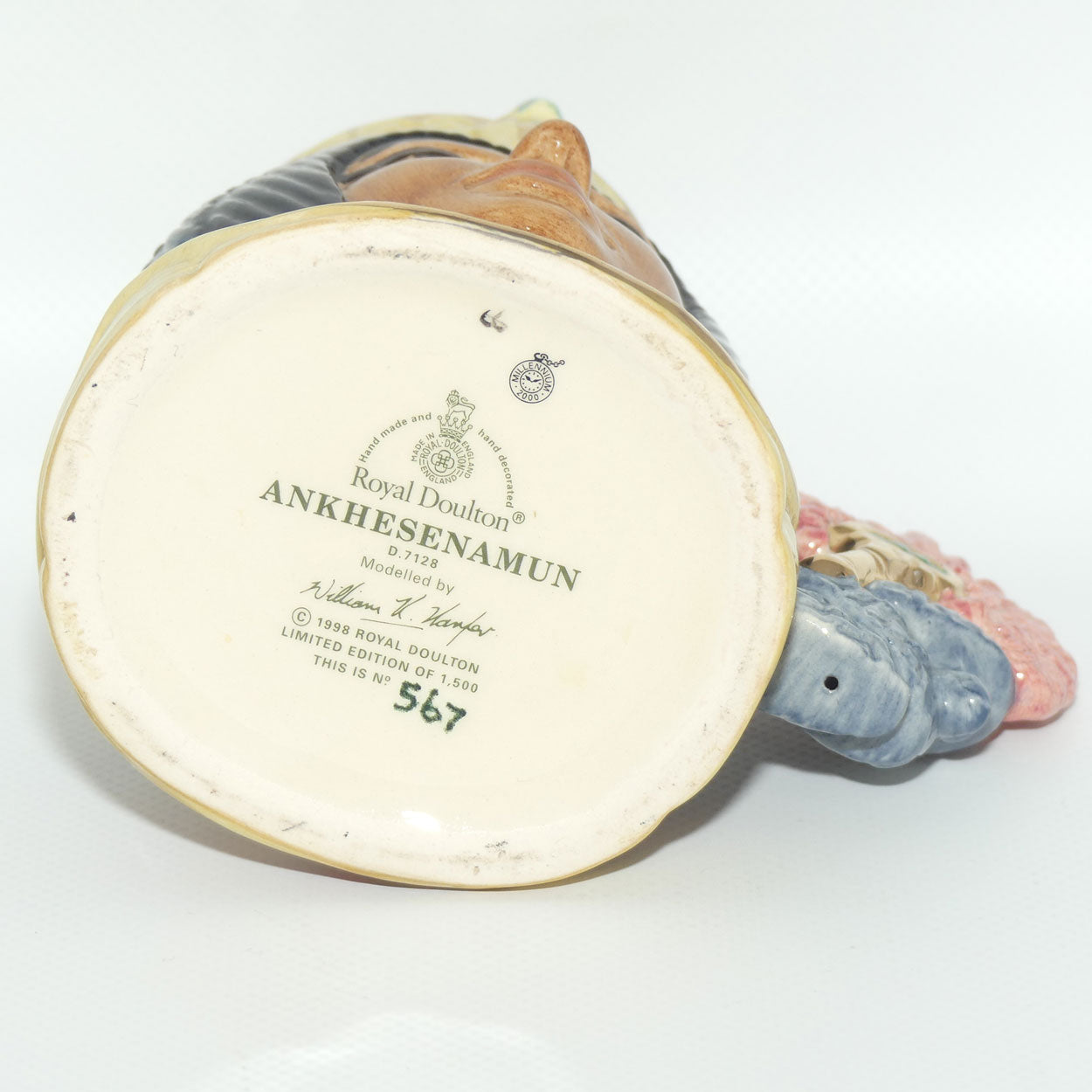 D7128 Royal Doulton small character jug Ankhesenamun | LE 567/1500