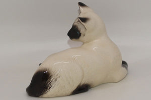 DA124 Royal Doulton Siamese Cat | Lying Looking Bac