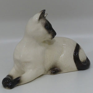 DA124 Royal Doulton Siamese Cat | Lying Looking Back