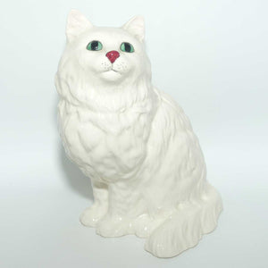 DA126 Royal Doulton Persian Cat Seated White #1