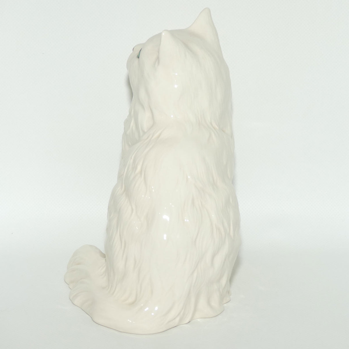 DA126 Royal Doulton Persian Cat | Seated | White | #1