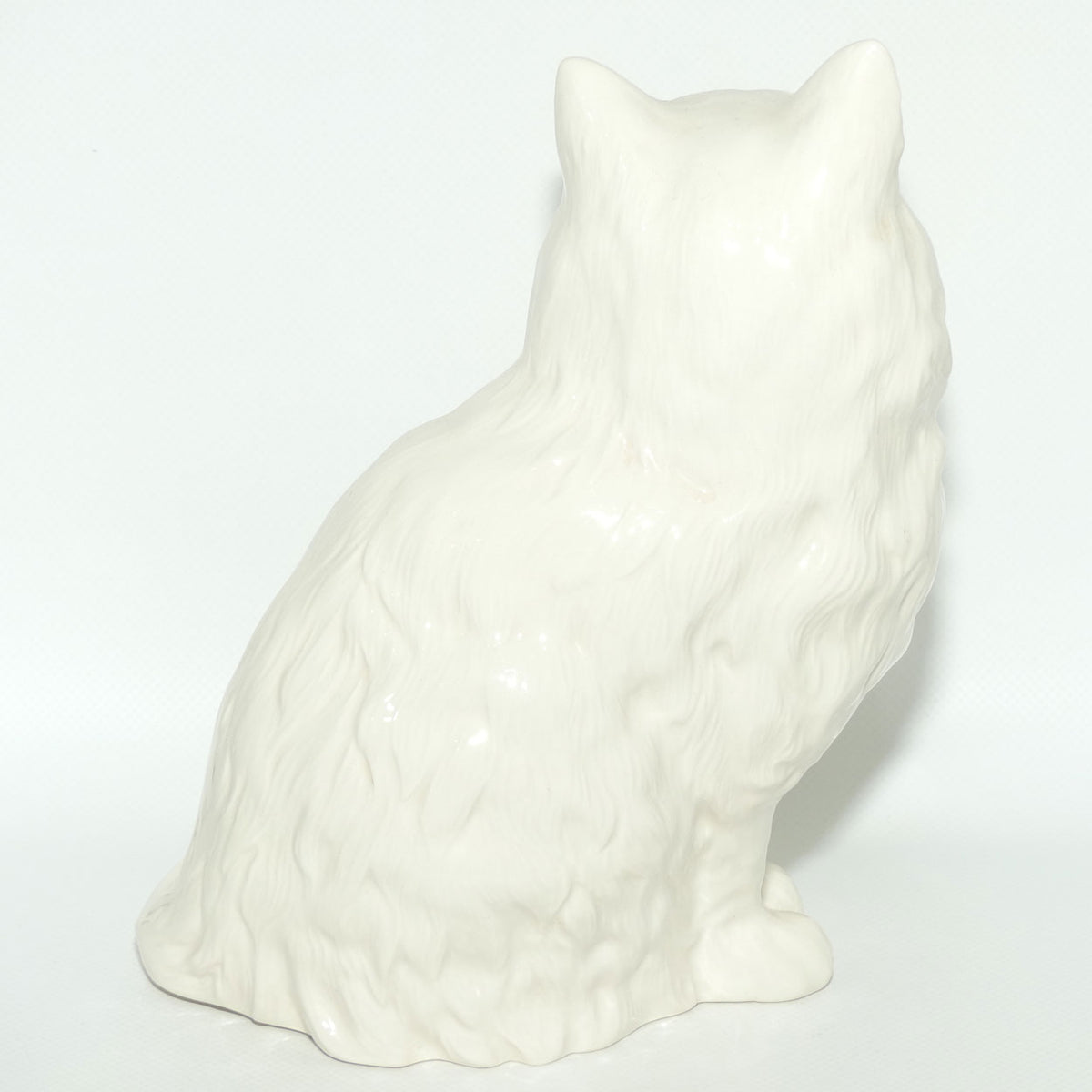 DA126 Royal Doulton Persian Cat | Seated | White | #1