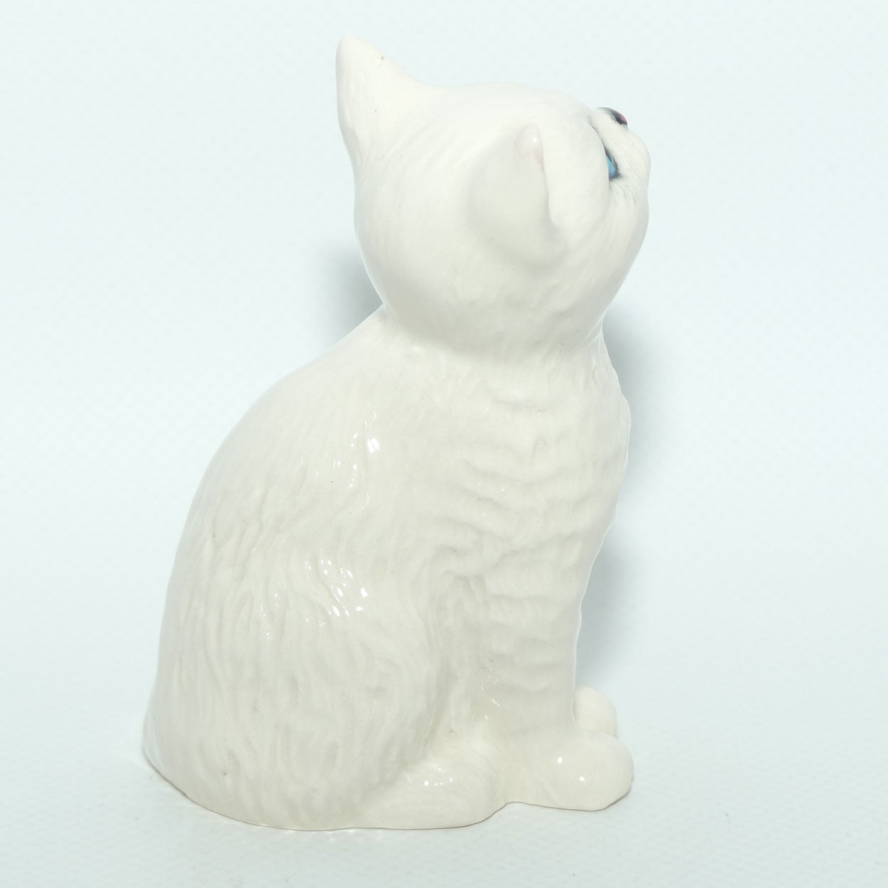 DA128 Royal Doulton Persian Kitten | Style Two | White