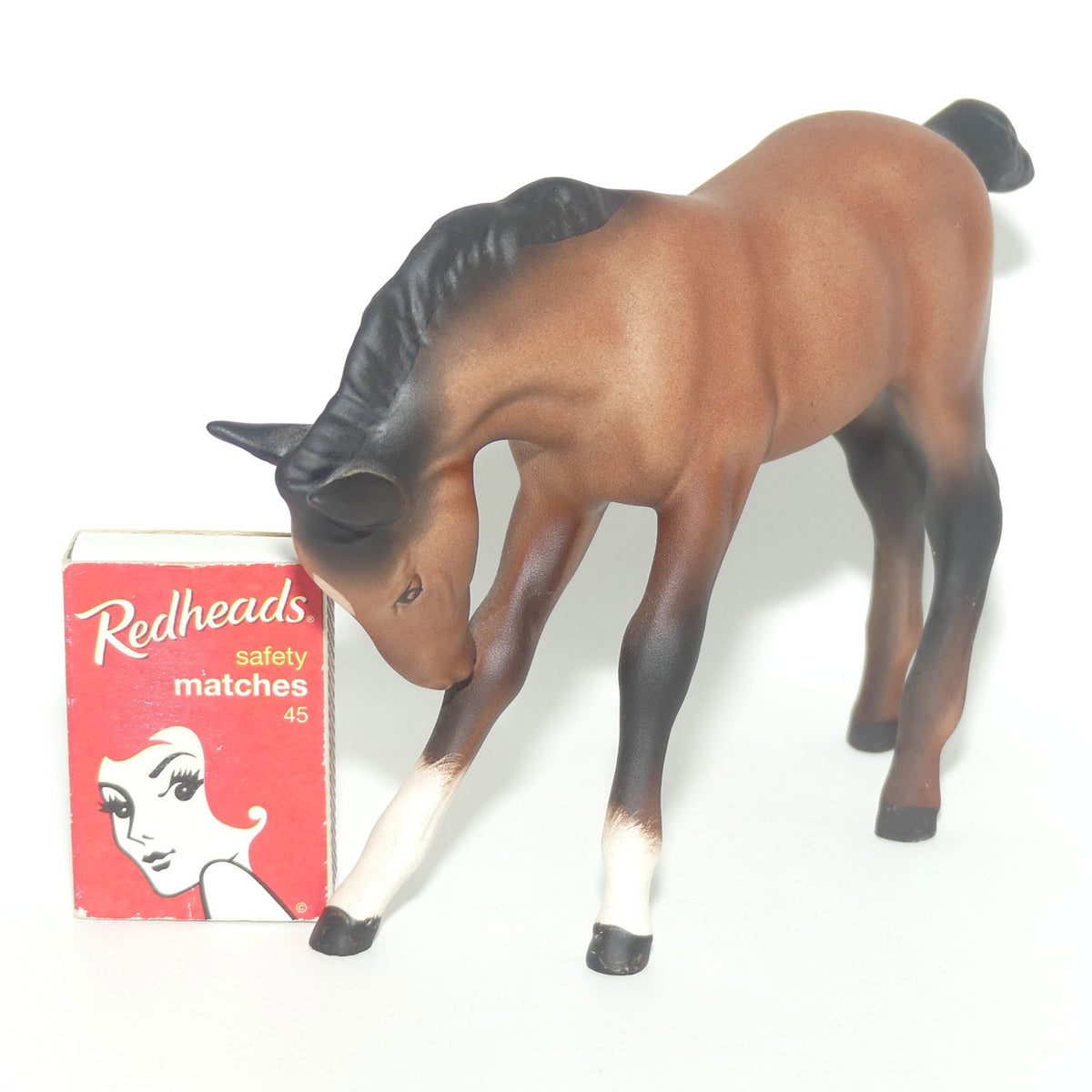 DA077 Royal Doulton Foal | Large, Head Down | Brown | Matt