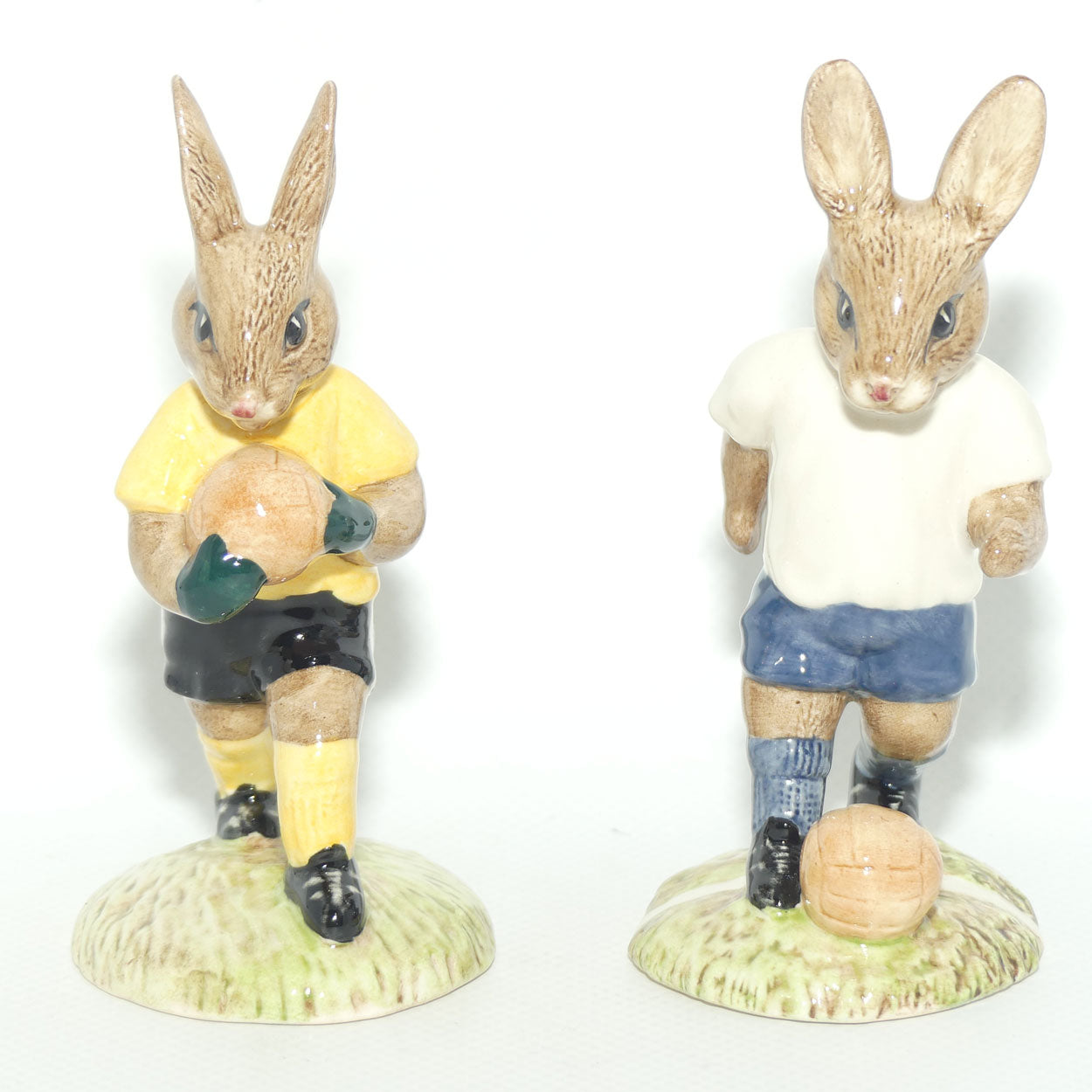 DB120-121 Royal Doulton Bunnykins Goalkeeper & Footballer set | Yellow/White 