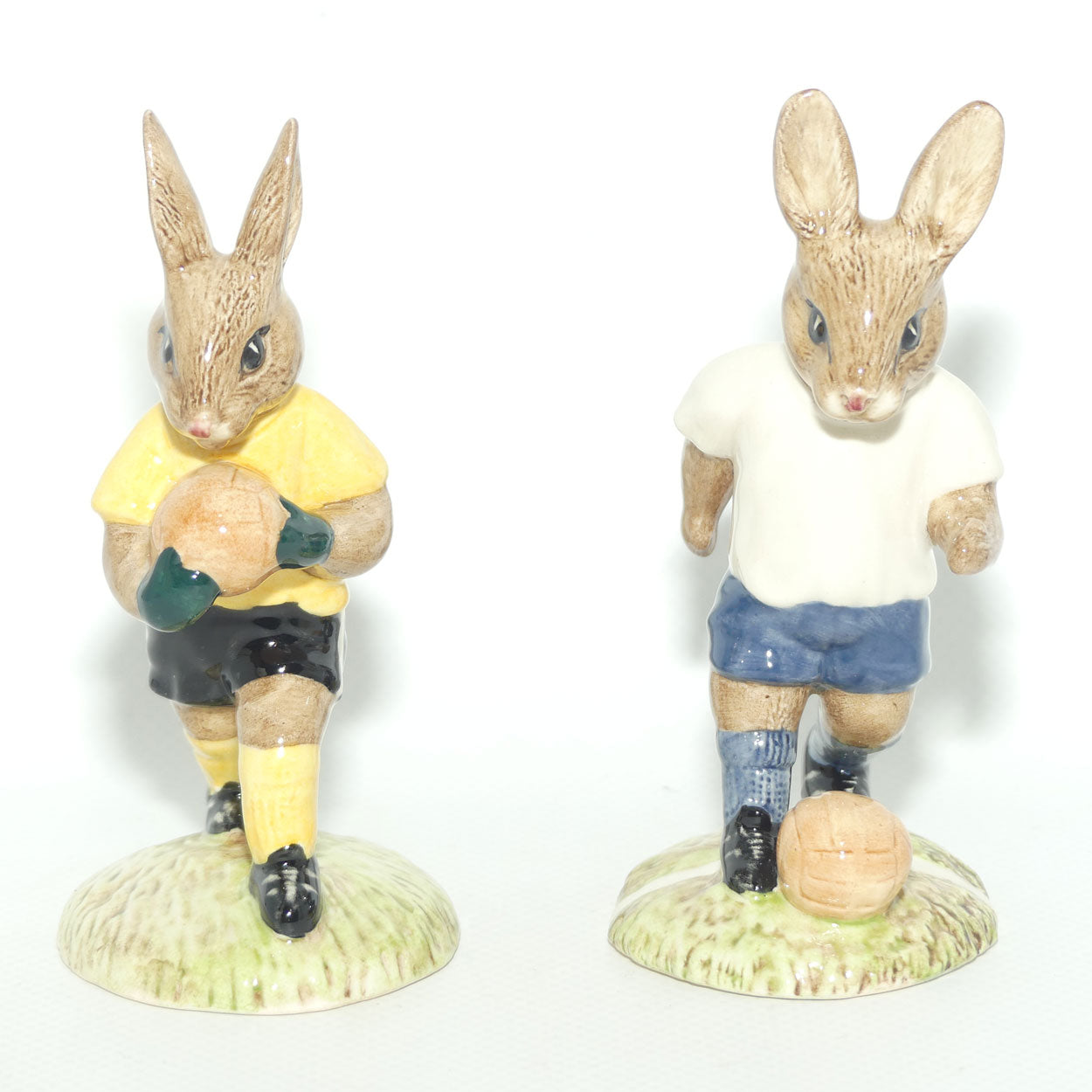 DB120-121 Royal Doulton Bunnykins Goalkeeper & Footballer set | Yellow/White 