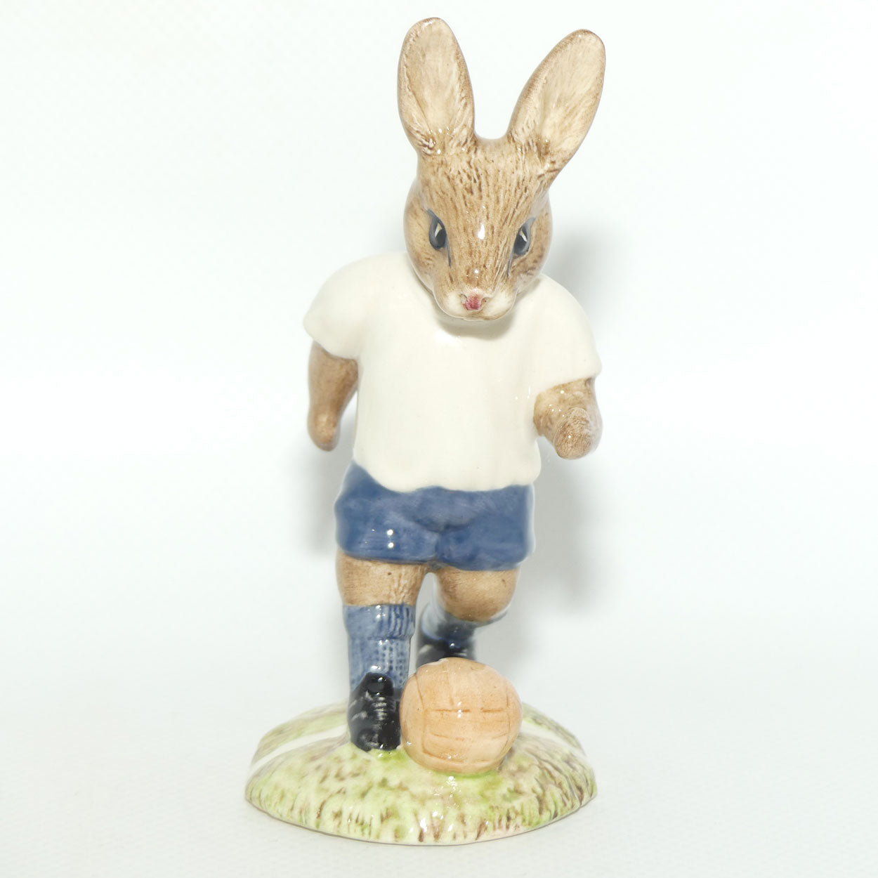 DB120-121 Royal Doulton Bunnykins Goalkeeper & Footballer set | Yellow/White 