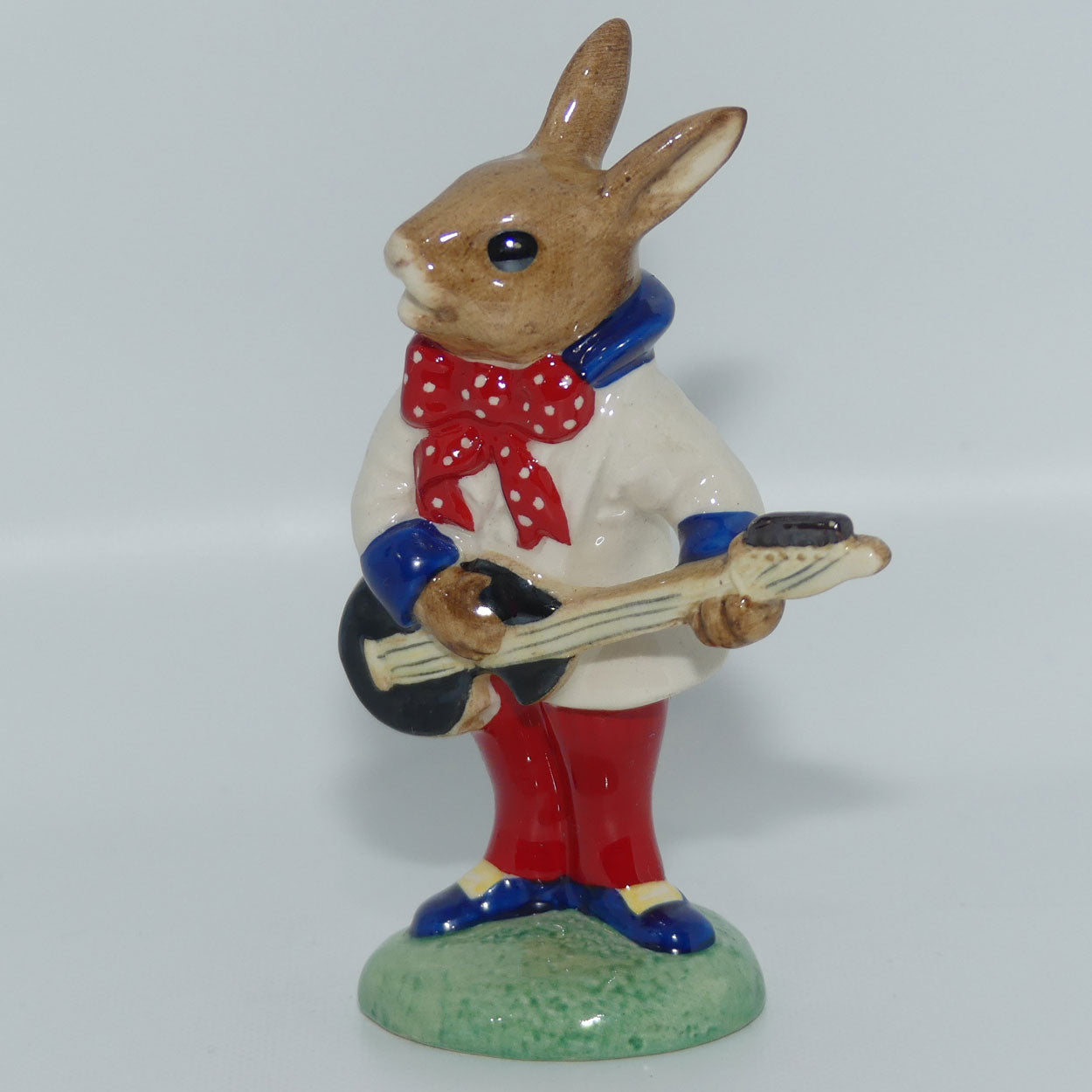 DB124 Royal Doulton Bunnykins Rock and Roll | + Certificate