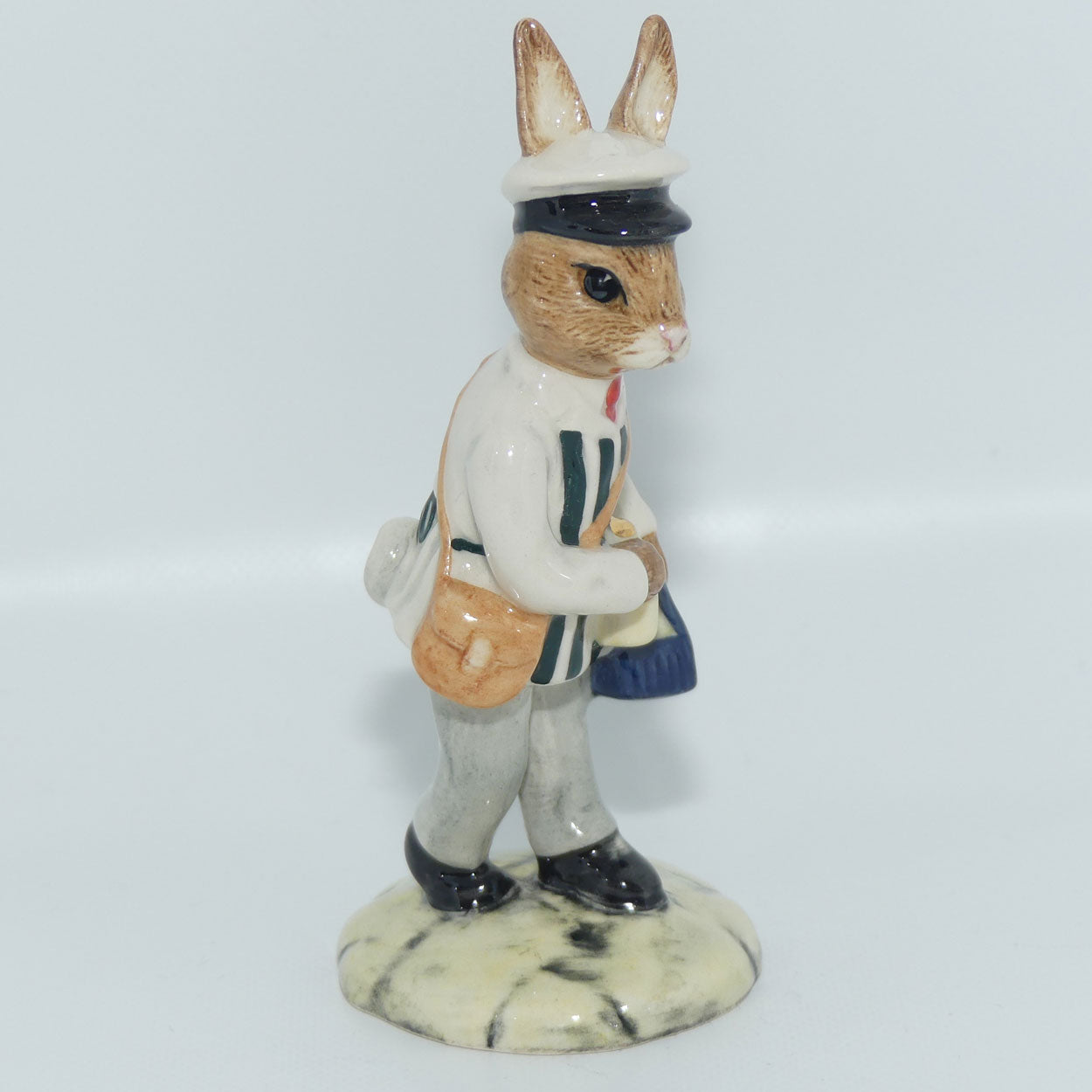 DB125 Royal Doulton Bunnykins Milkman |