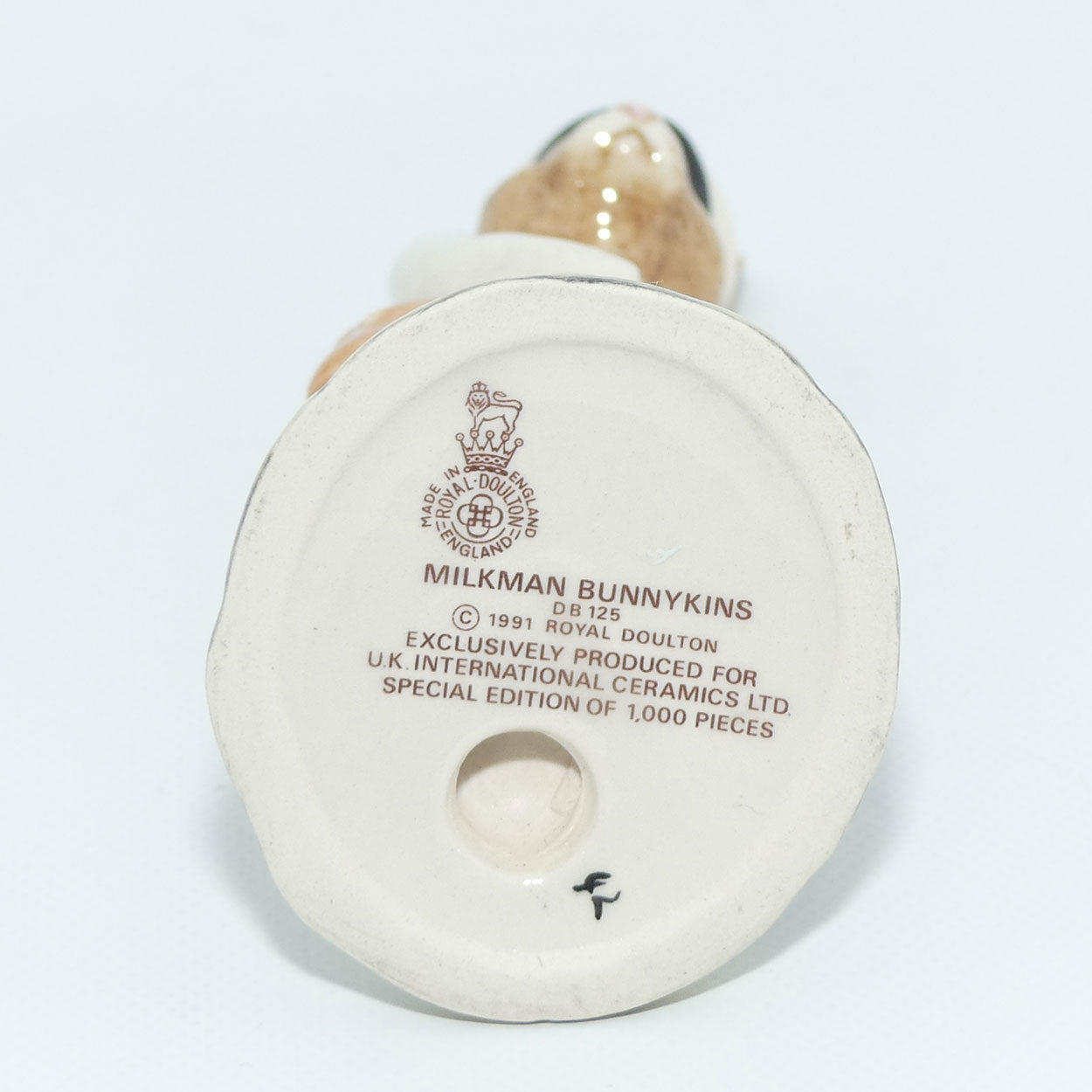 DB125 Royal Doulton Bunnykins Milkman |