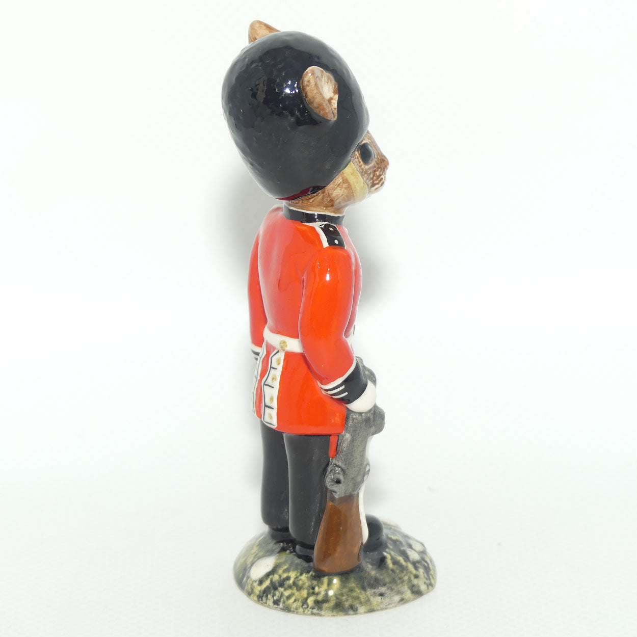 DB127 Royal Doulton Bunnykins Guardsman | Boxed