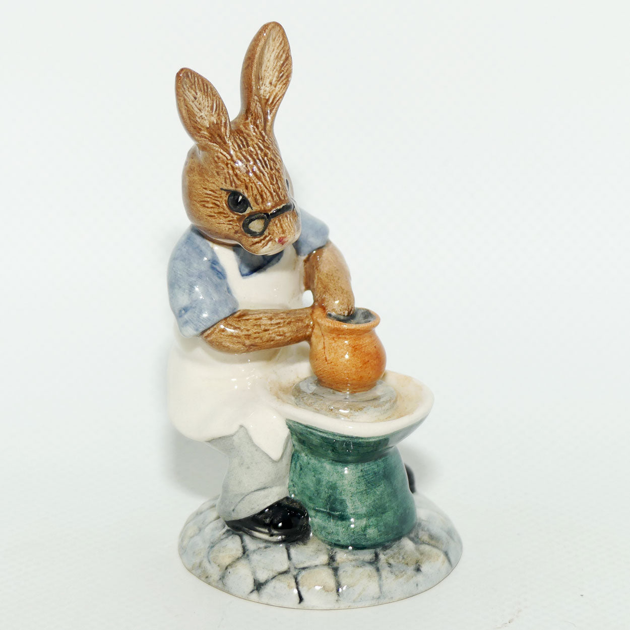 DB131 Royal Doulton Bunnykins Master Potter | Boxed