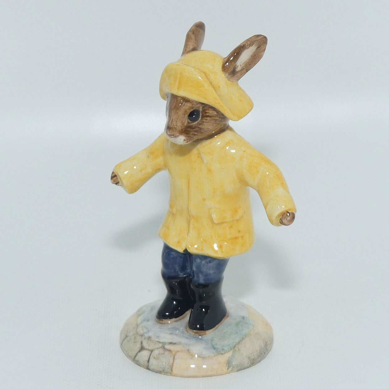 DB147 Royal Doulton Bunnykins Rainy Days | figure only