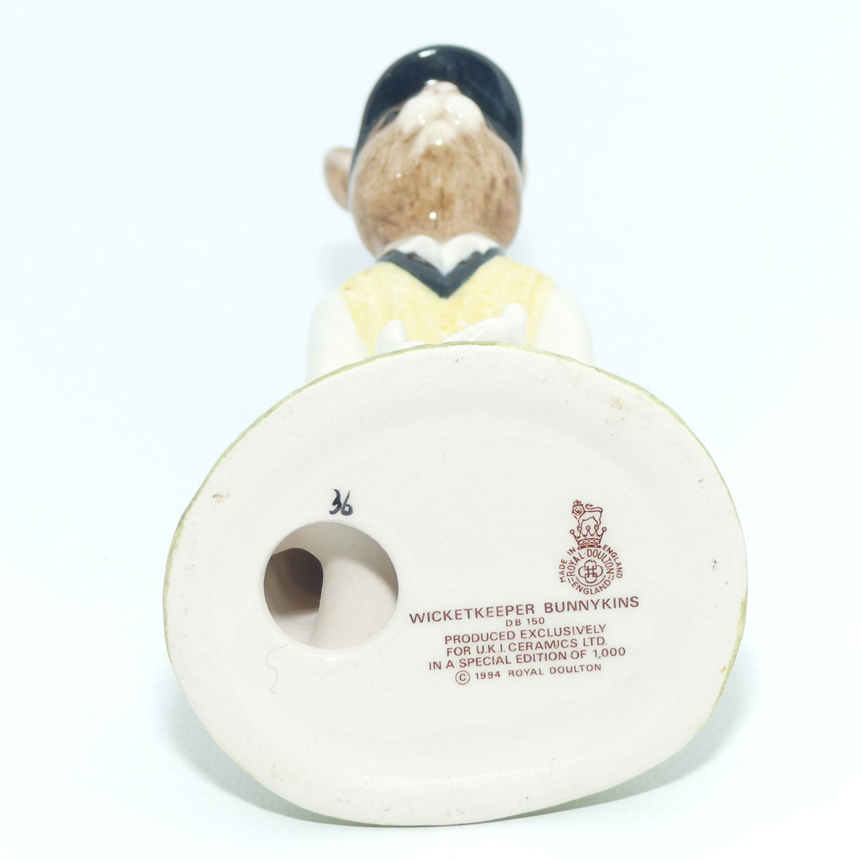 DB150 Royal Doulton Bunnykins Wicketkeeper | boxed