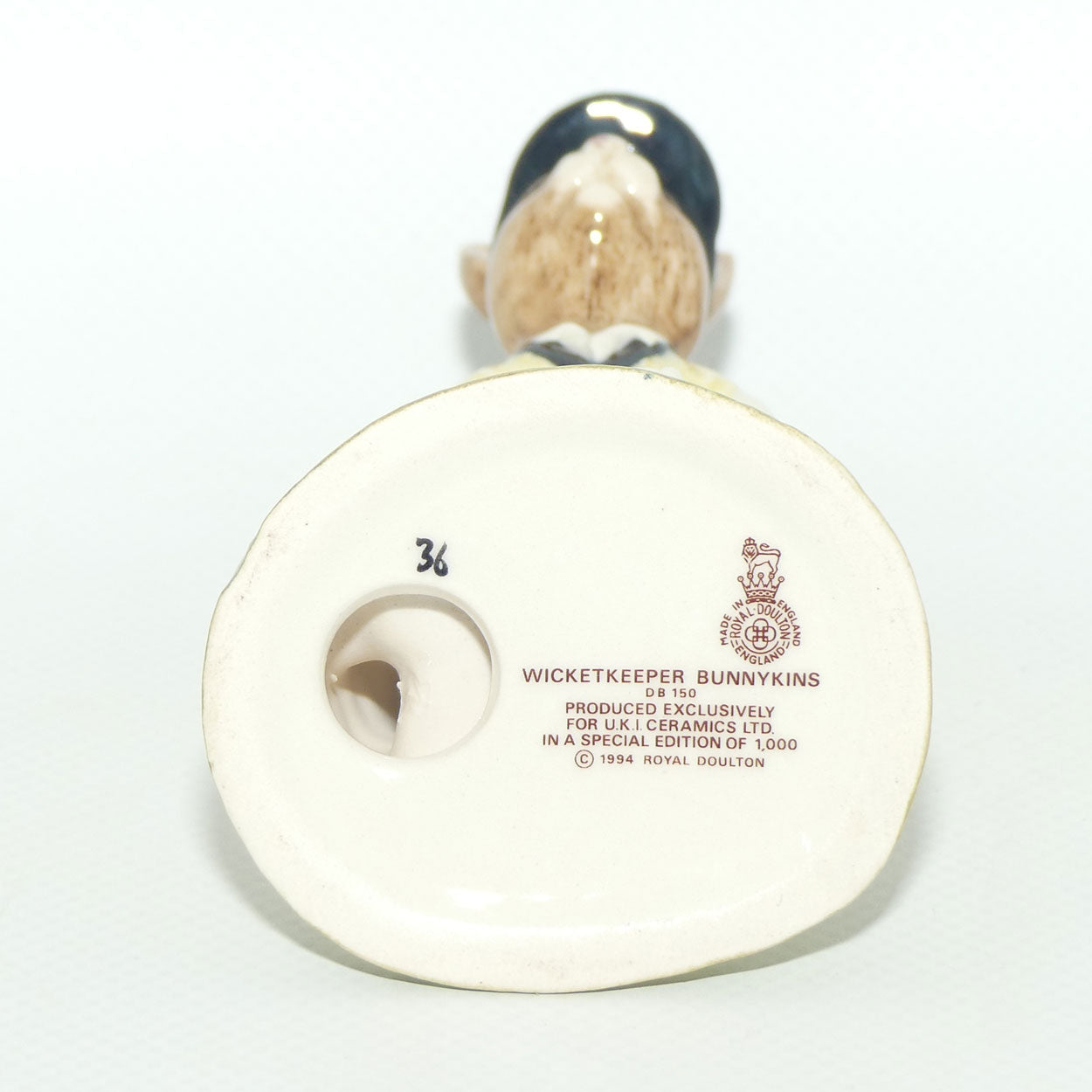 DB150 Royal Doulton Bunnykins Wicketkeeper | Figure only | LE