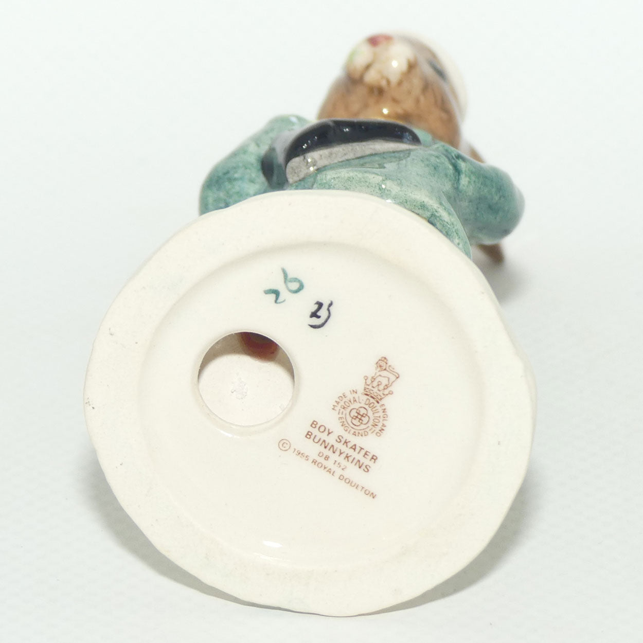 DB152 Royal Doulton Bunnykins Boy Skater | Figure only | #2