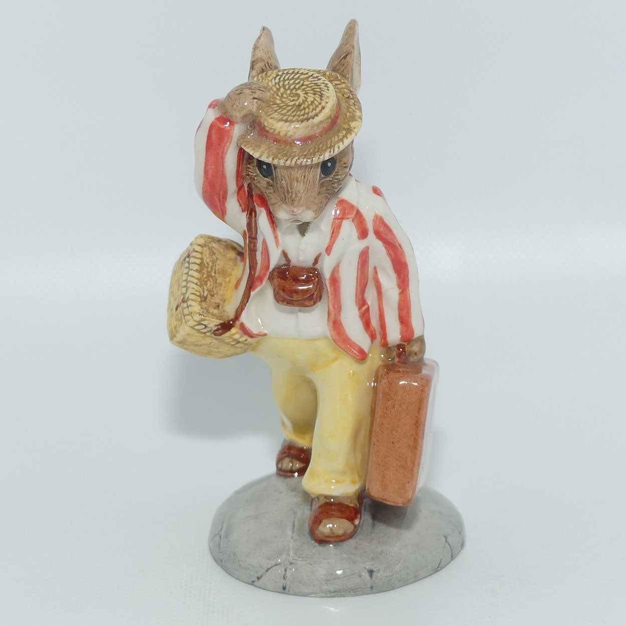 DB154 Royal Doulton Bunnykins Father | figure only