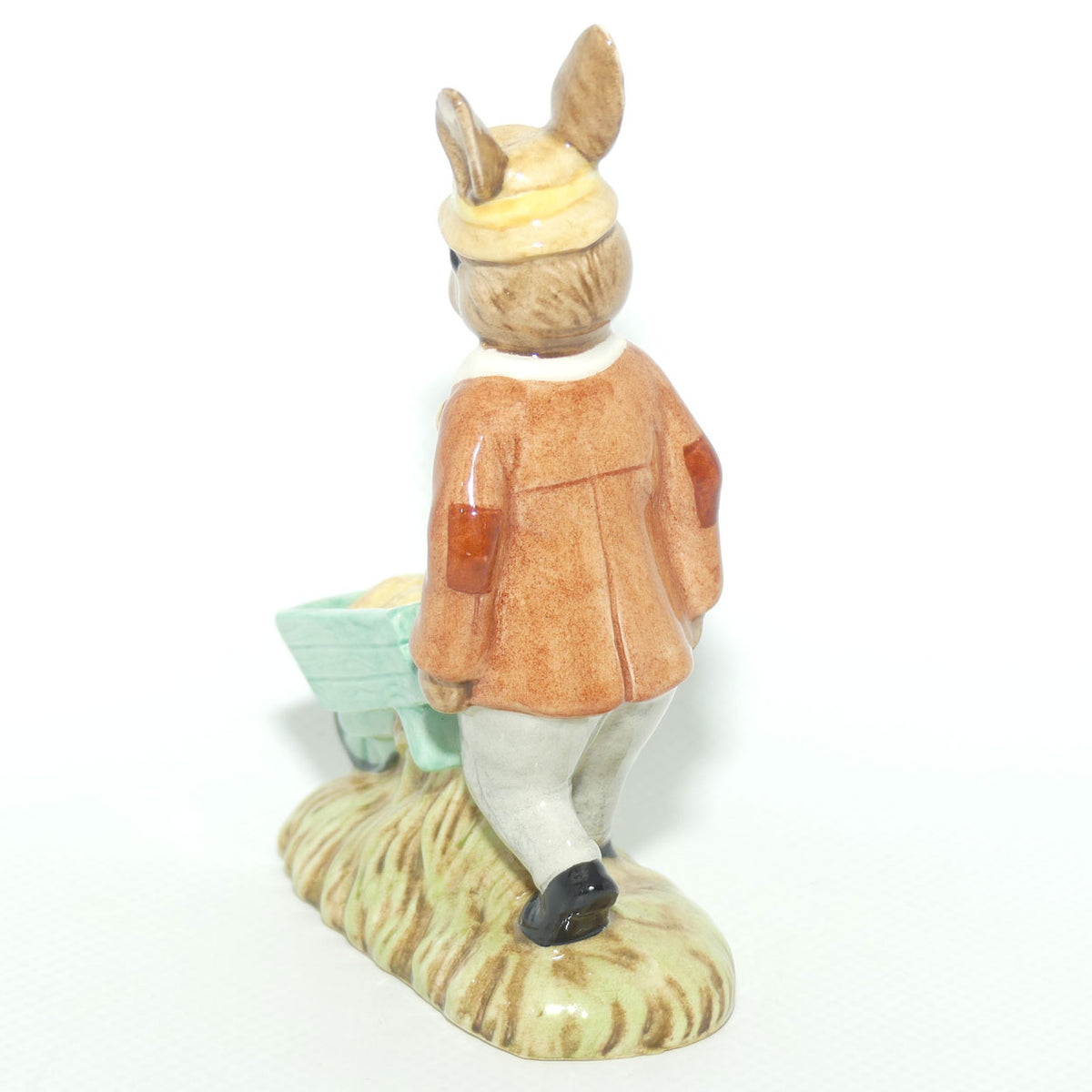 DB156 Royal Doulton Bunnykins Gardener | Figure only