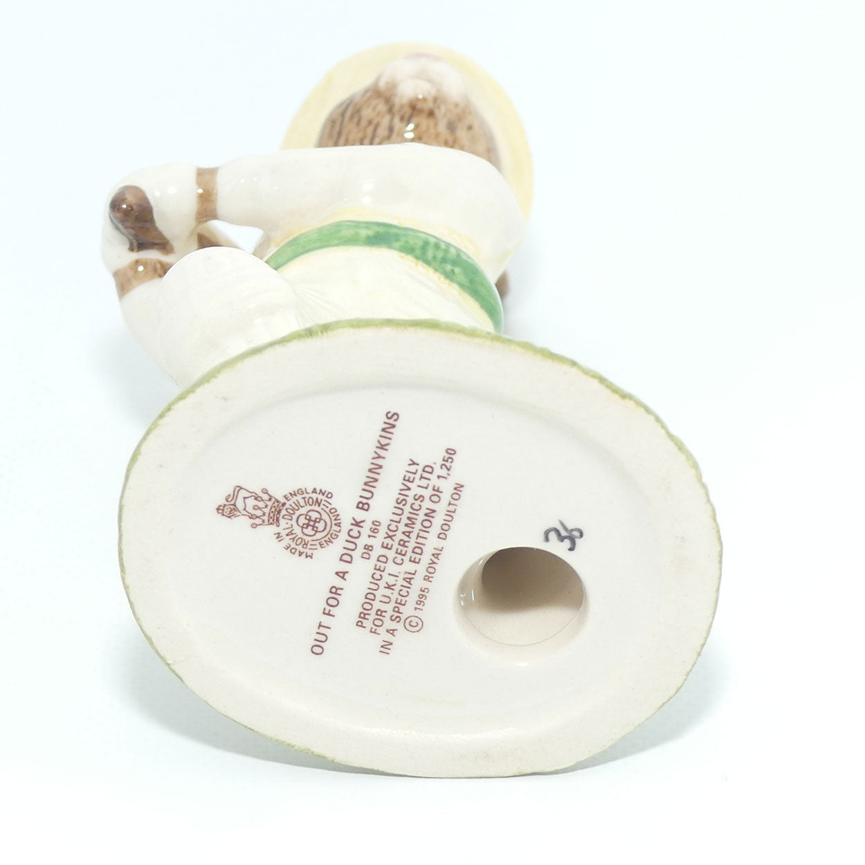 DB160 Royal Doulton Bunnykins Out for a Duck | LE538/1250 | box + Cert