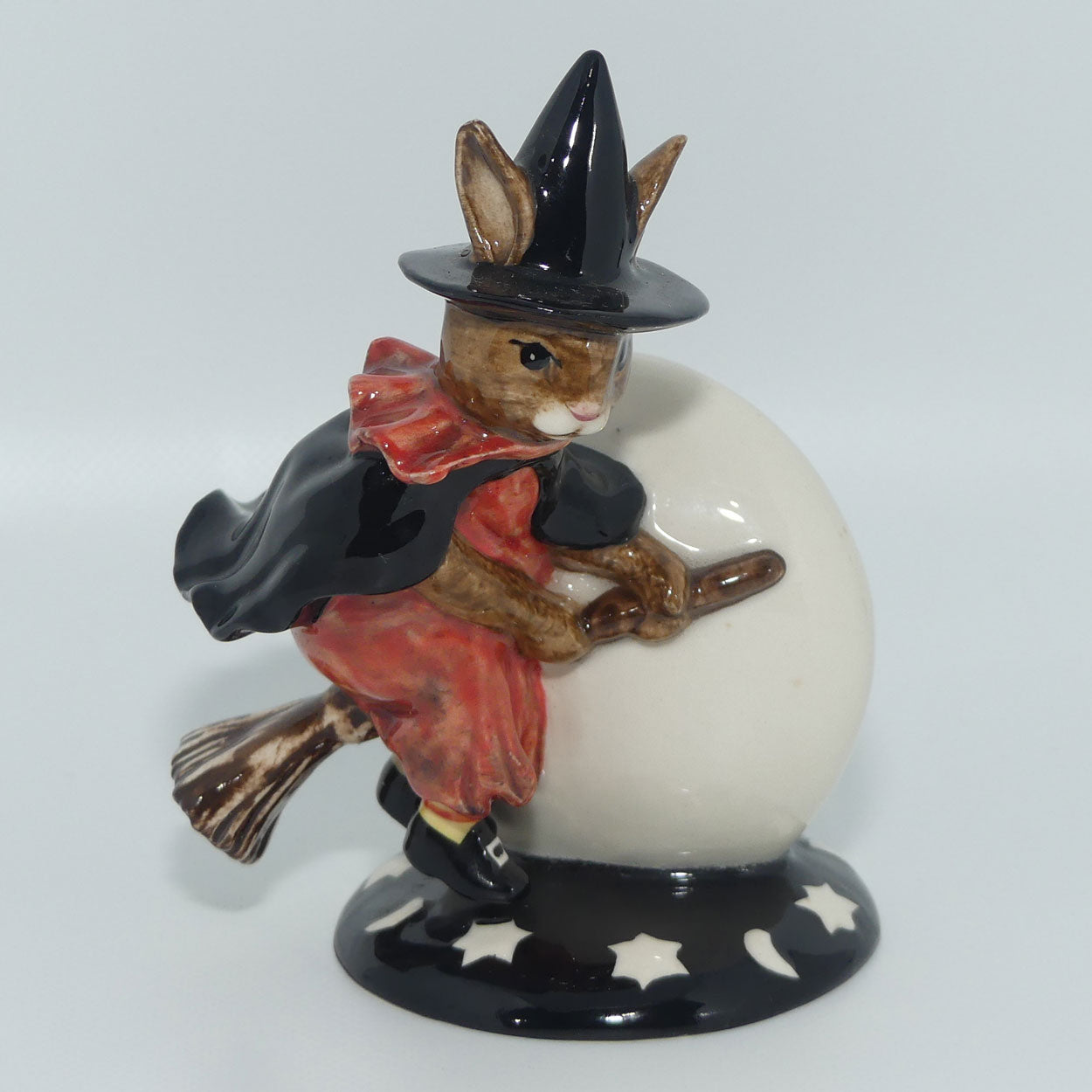 DB162 Royal Doulton Bunnykins figurine Trick or Treat | Limited Edition